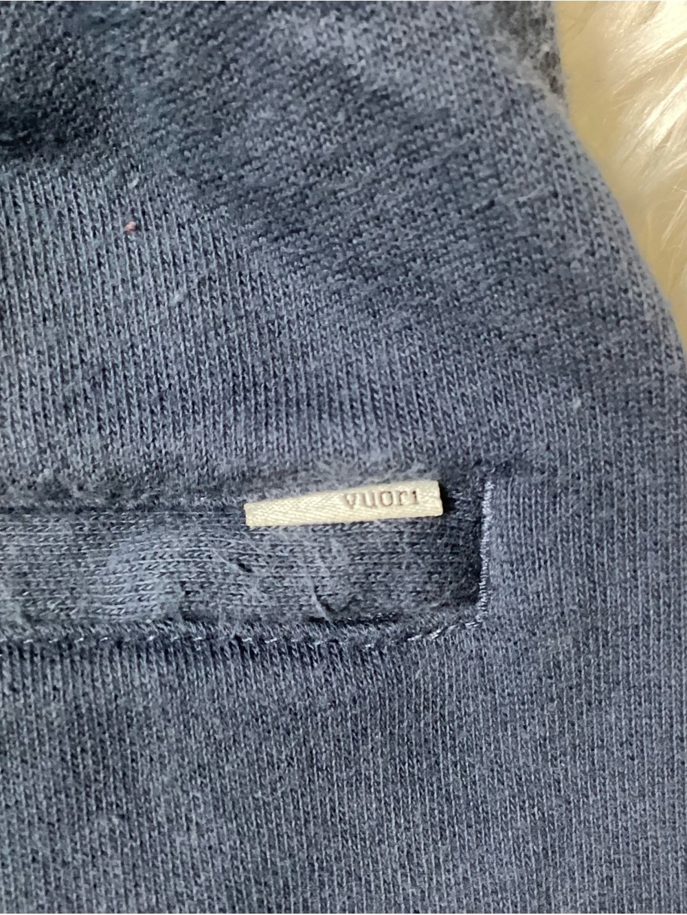Vuori Vital Shorts Blue Lg - Picture 4 of 5
